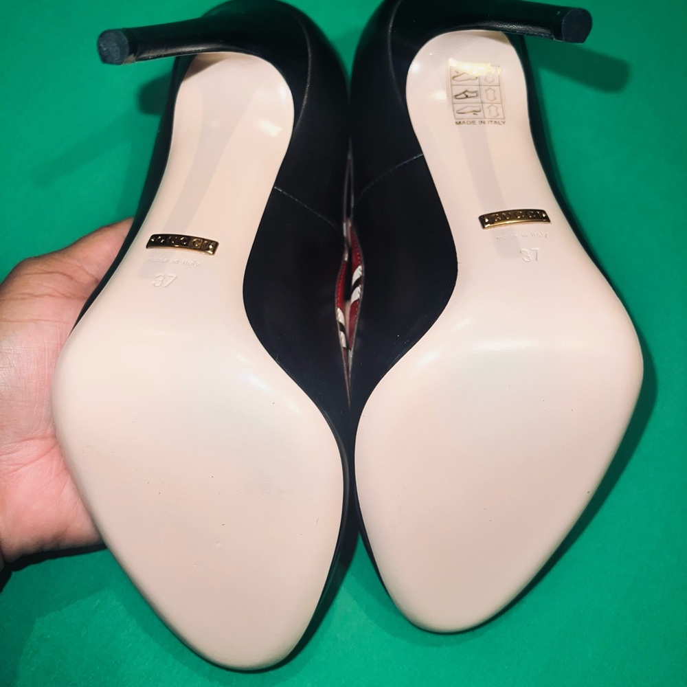 📍NEW Gucci Yoko KingSnake Leather Pumps - Picture 5 of 7